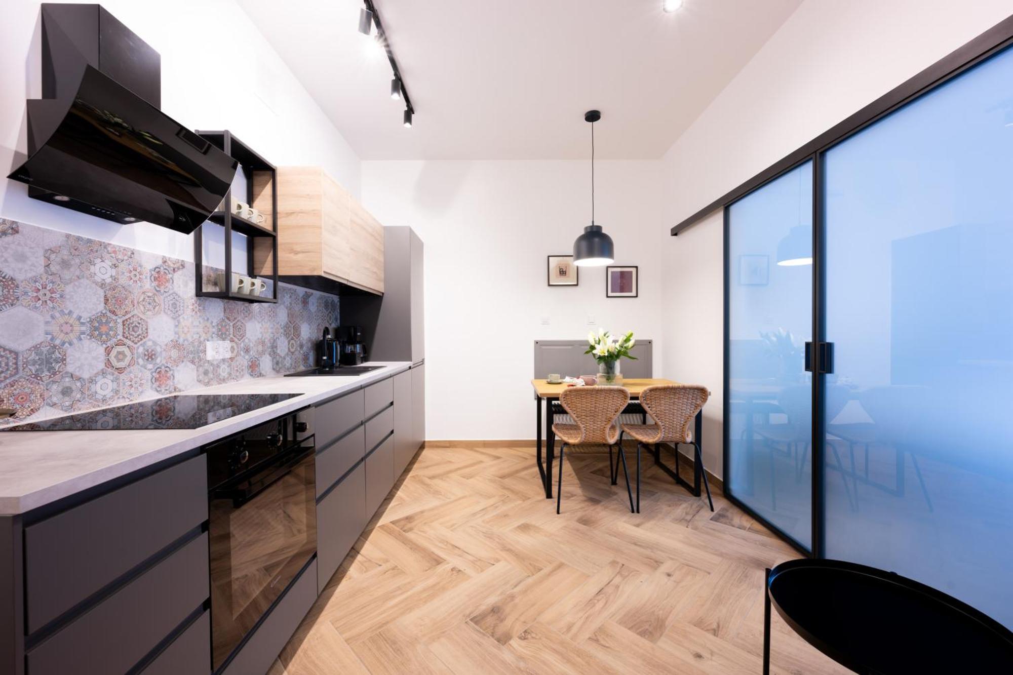 Native Apartments Pulaskiego 6 Krakow Exterior photo