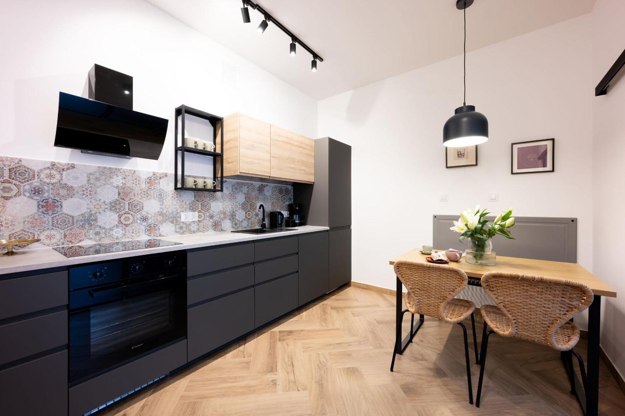 Native Apartments Pulaskiego 6 Krakow Exterior photo