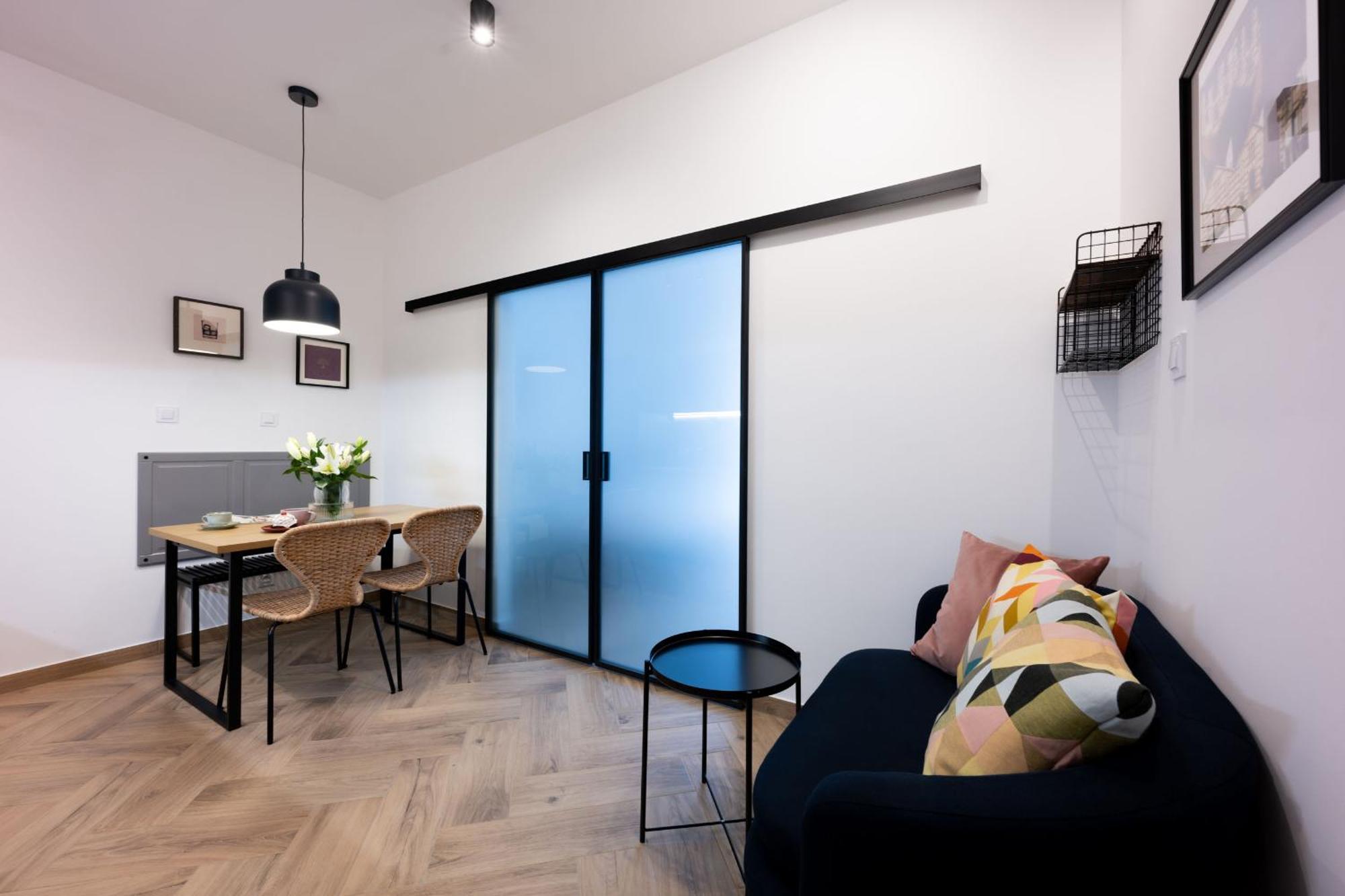 Native Apartments Pulaskiego 6 Krakow Exterior photo