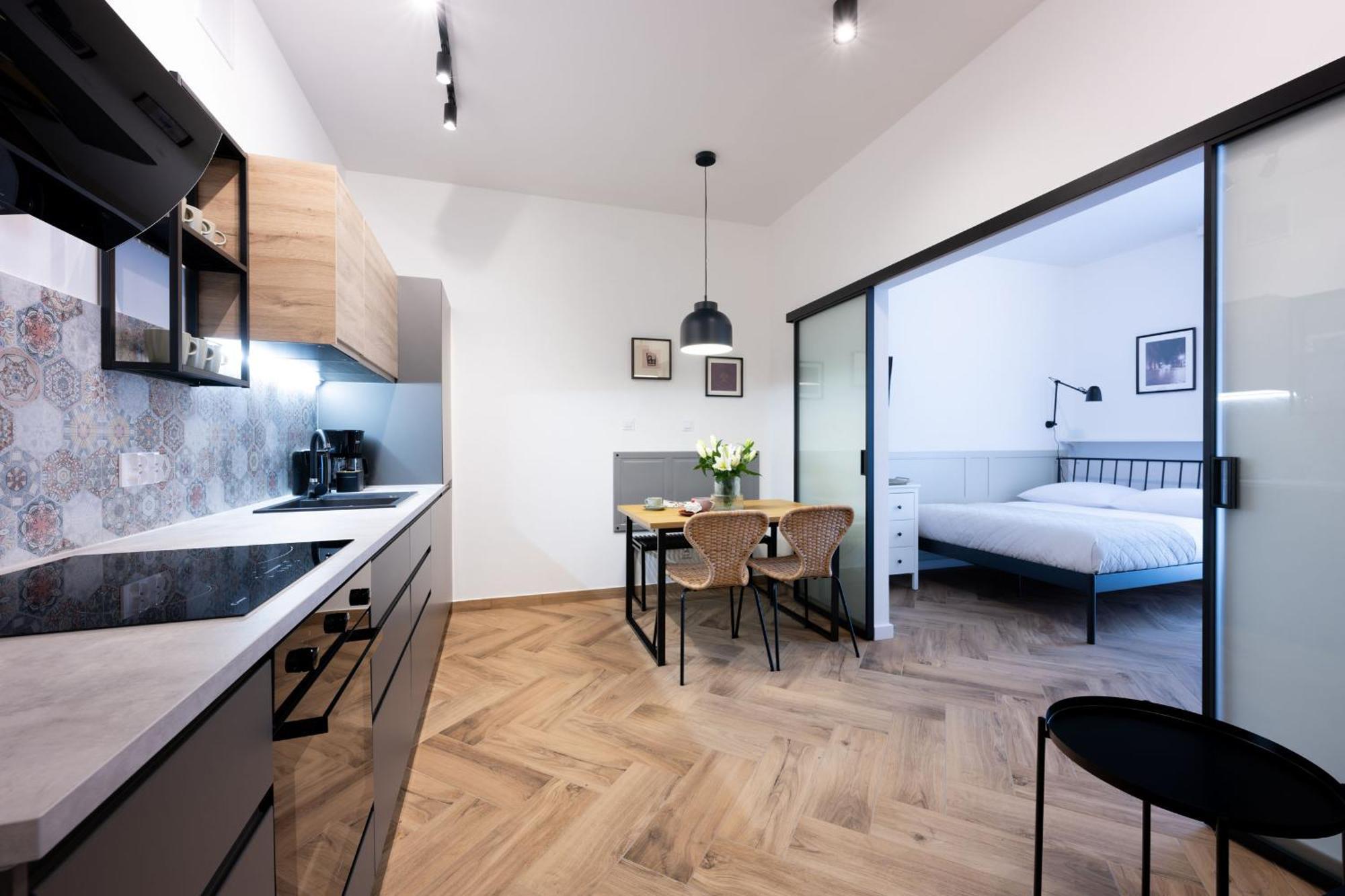 Native Apartments Pulaskiego 6 Krakow Exterior photo